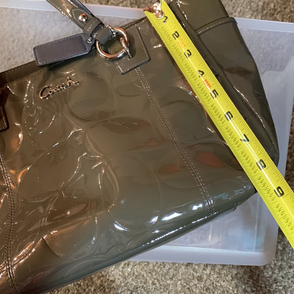 Coach purse - Picture 3 of 7